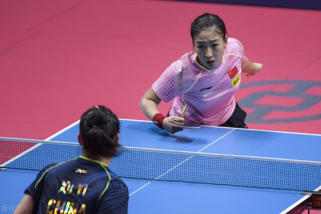 AA舞台被 AA舞台被